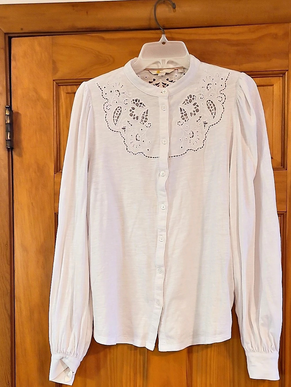 Boden Embroidered Button Down Blouse in White Size 10